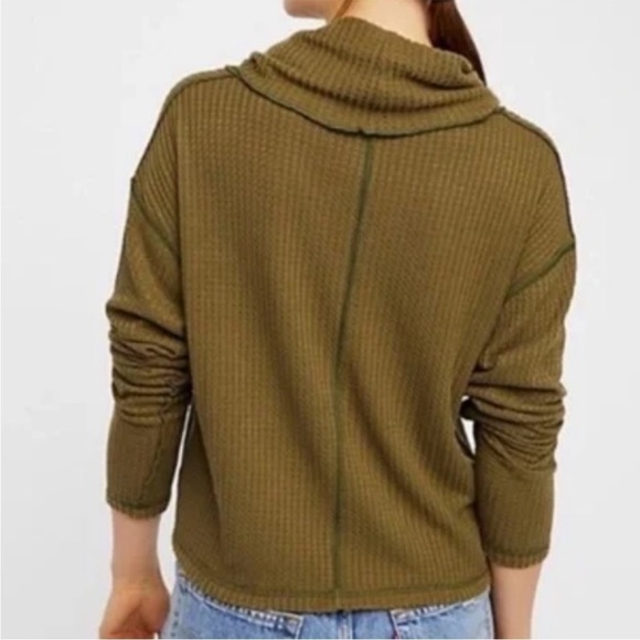 We The Free Free People White/Ivory Waffle Cowl Neck Top Size Small - Picture 2 of 8